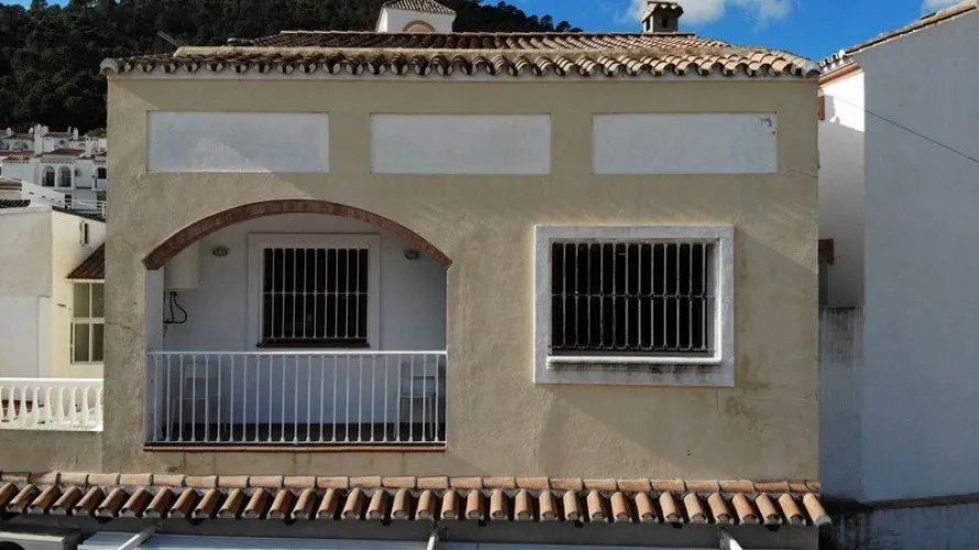 Apartment de 3 chambres à Benahavis, Spain No. 459