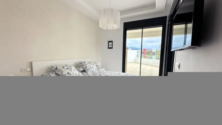 Apartment de 3 chambres à Estepona, Spain No. 707 № 11