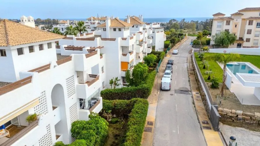Penthouse de 2 chambres à Estepona, Spain No. 484 № 6