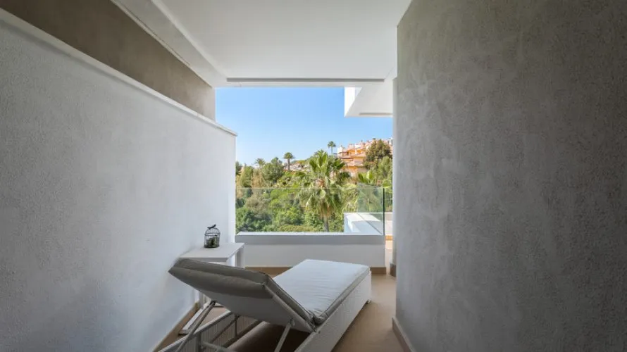 Penthouse de 3 chambres à Benahavis, Spain No. 675 № 1