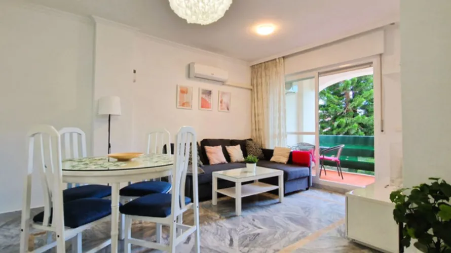 Apartment de 2 chambres à Cortes (San Pedro De Alcantara), Spain No. 652 № 1