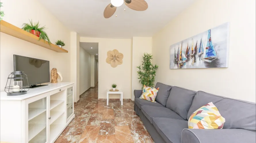 Apartment de 2 chambres à Fuengirola, Spain No. 461 № 1