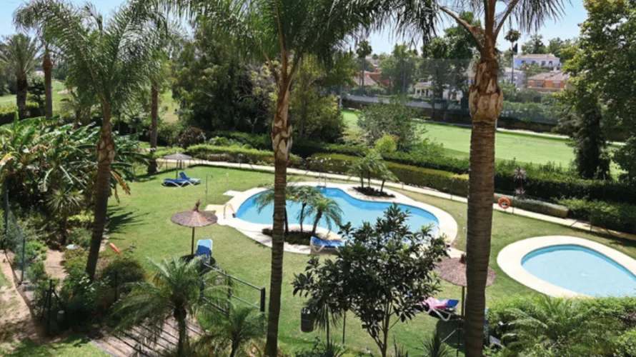 Apartment de 2 chambres à Cortes (San Pedro De Alcantara), Spain No. 789 № 12