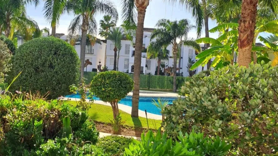 Apartment de 1 chambre à Estepona, Spain No. 815