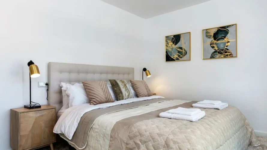 Duplex de 3 chambres à Benahavis, Spain No. 670 № 19