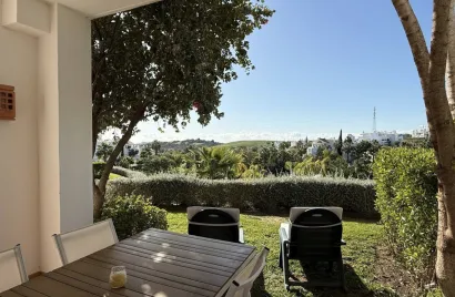 Apartment de 2 chambres à Estepona, Spain No. 609