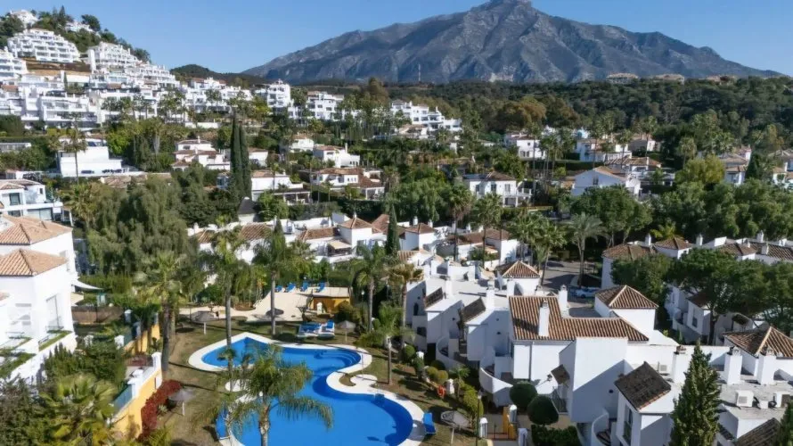 Apartment de 2 chambres à Nueva Andalucia, Spain No. 625 № 8