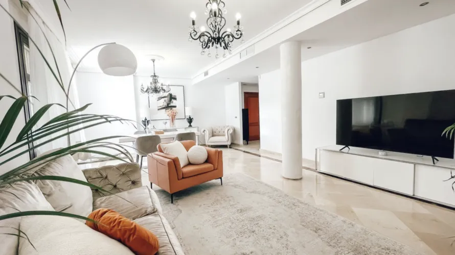 Apartment de 2 chambres à Marbella, Spain No. 779 № 5