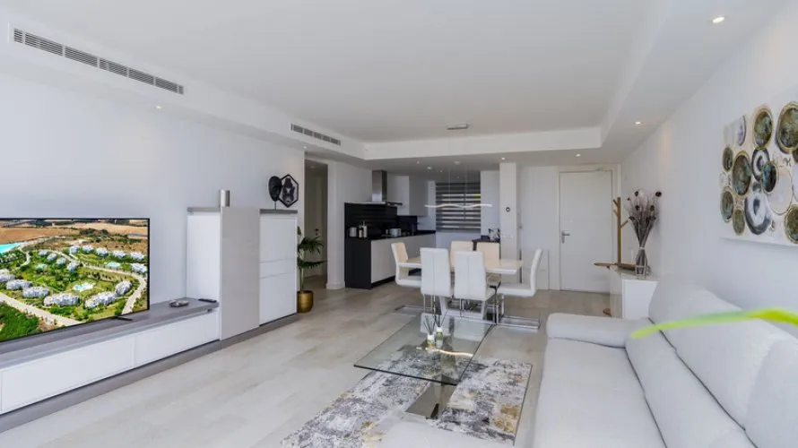 Apartment de 2 chambres à Estepona, Spain No. 655 № 15