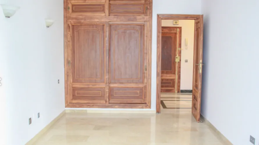 Apartment de 2 chambres à Marbella, Spain No. 668 № 6