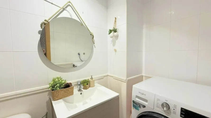 Apartment de 3 chambres à Manilva, Spain No. 576