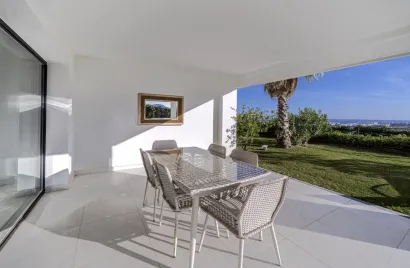 Apartment de 2 chambres à Estepona, Spain No. 486