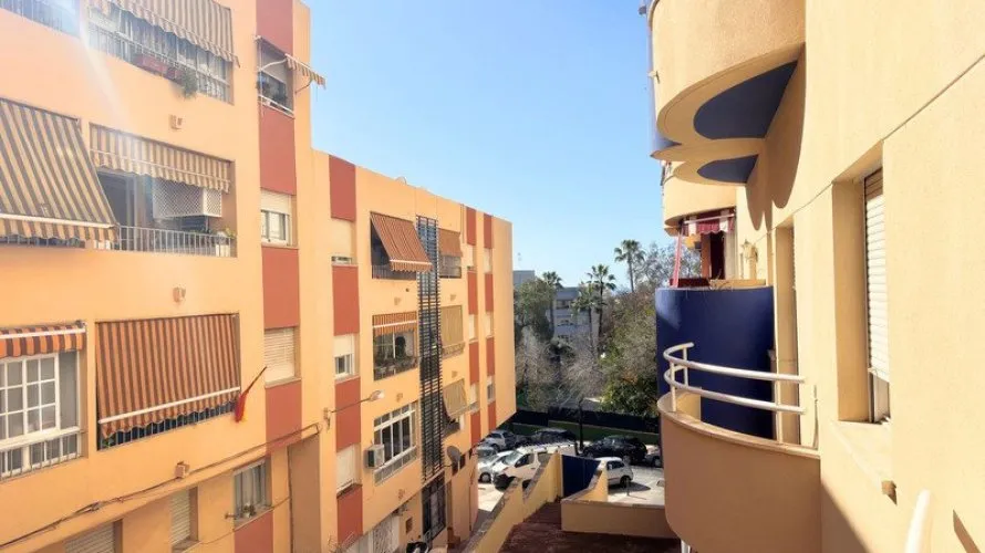 Apartment de 3 chambres à Marbella, Spain No. 577 № 24
