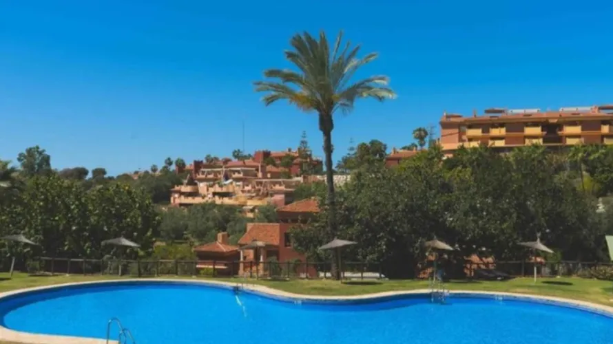 Apartment de 2 chambres à Marbella, Spain No. 600 № 13