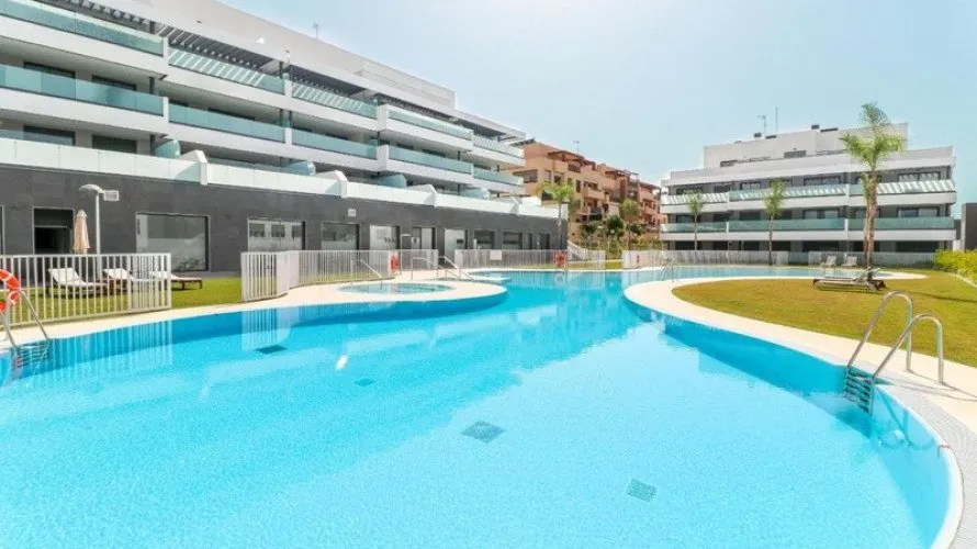 Apartment de 3 chambres à La Cala De Mijas, Spain No. 257 № 4