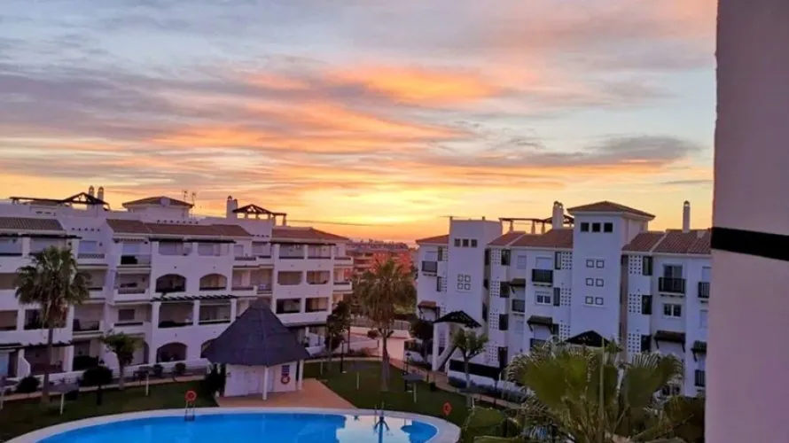 Penthouse de 2 chambres à Manilva, Spain No. 574 № 10