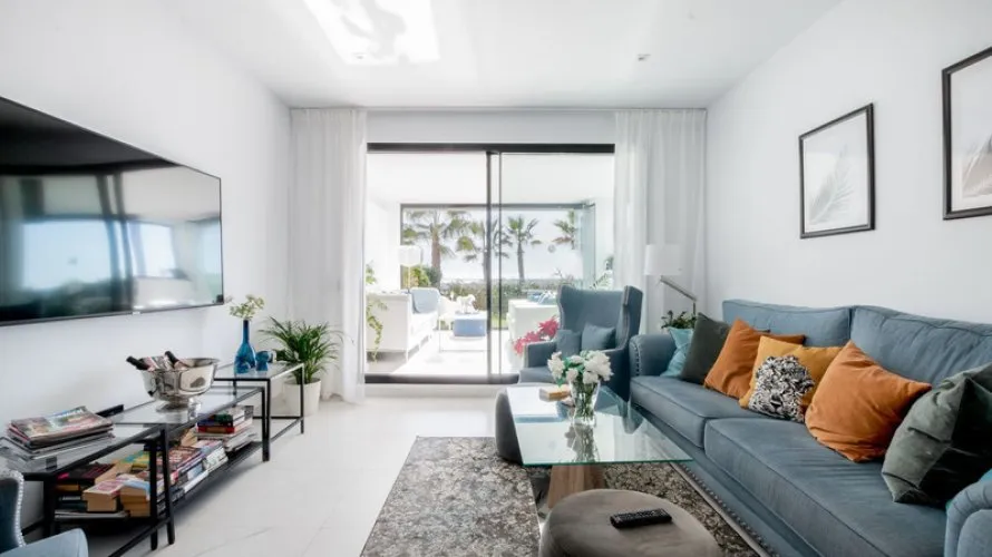 Apartment de 4 chambres à Estepona, Spain No. 302 № 2