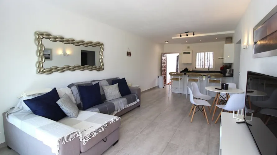 Apartment de 2 chambres à Estepona, Spain No. 783 № 9