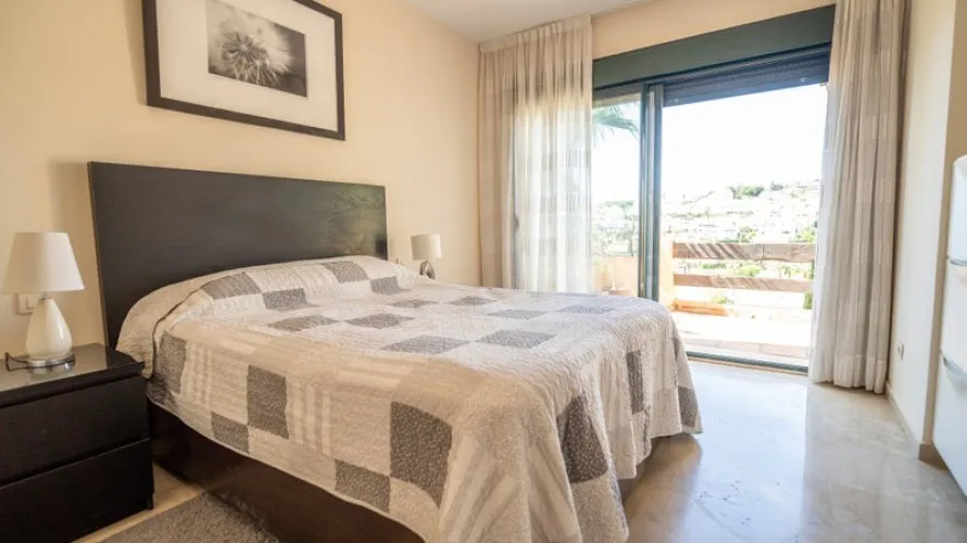 Apartment de 2 chambres à Estepona, Spain No. 483 № 12