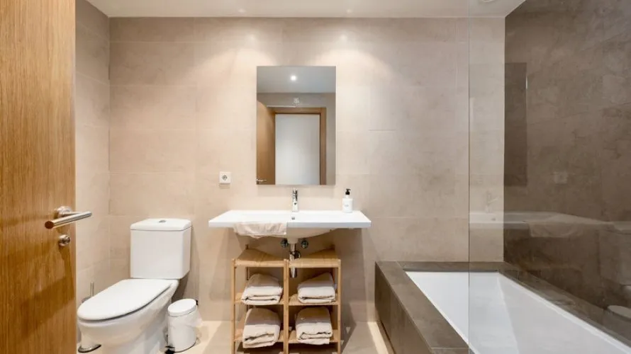 Apartment de 2 chambres à Estepona, Spain No. 338 № 12