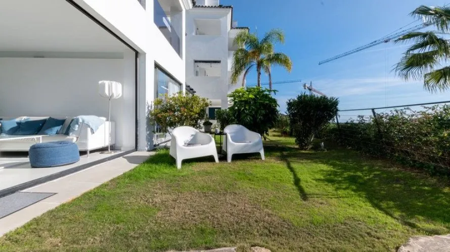 Apartment de 4 chambres à Estepona, Spain No. 302 № 18