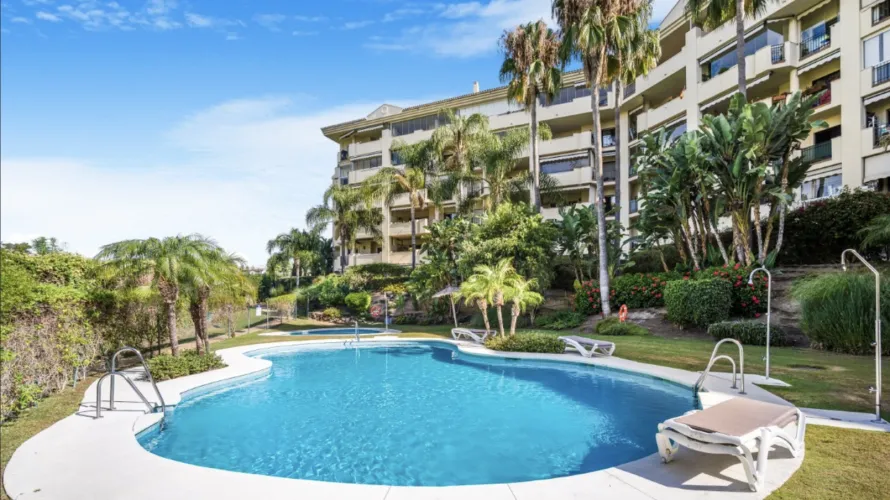 Apartment de 2 chambres à Cortes (San Pedro De Alcantara), Spain No. 485 № 17