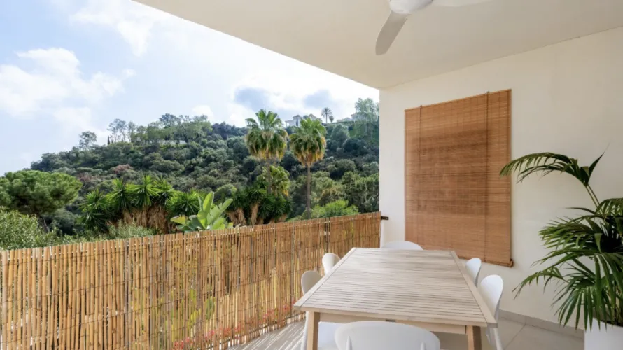 Apartment de 3 chambres à Benahavis, Spain No. 690 № 4