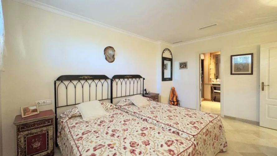 Duplex de 4 chambres à Casares, Spain No. 554 № 8