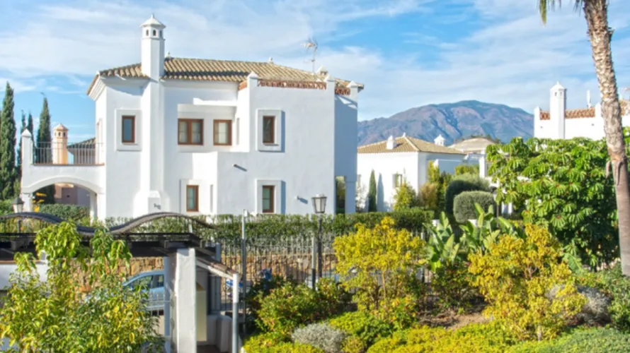 Apartment de 2 chambres à Estepona, Spain No. 694 № 15