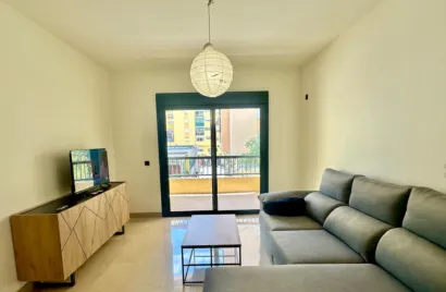 Apartment de 2 chambres à Cortes (San Pedro De Alcantara), Spain No. 698