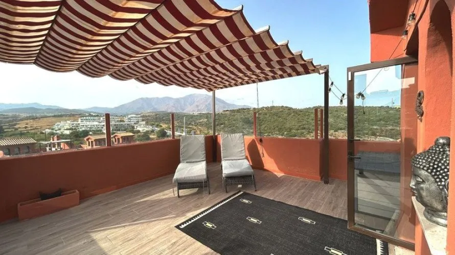 Duplex de 3 chambres à Estepona, Spain No. 500 № 5