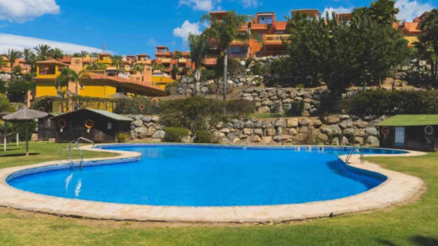 Apartment de 2 chambres à Marbella, Spain No. 697 № 14