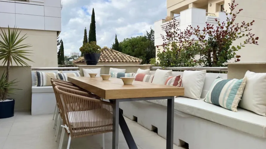 Apartment de 3 chambres à Marbella, Spain No. 581 № 2