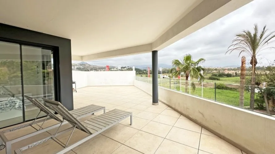 Apartment de 3 chambres à Estepona, Spain No. 707 № 24