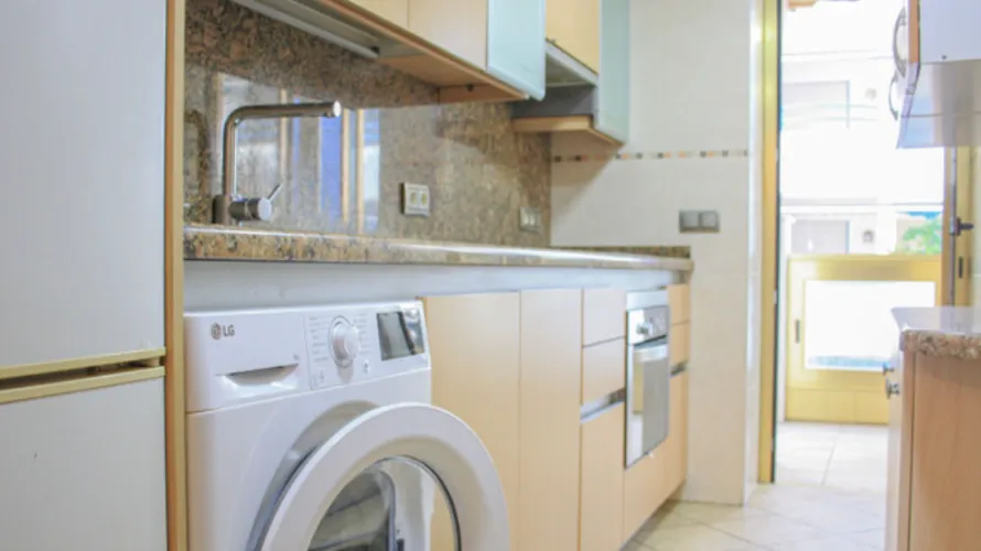 Apartment de 2 chambres à Marbella, Spain No. 668 № 9