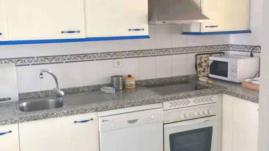 Apartment de 2 chambres à Manilva, Spain No. 560 № 5