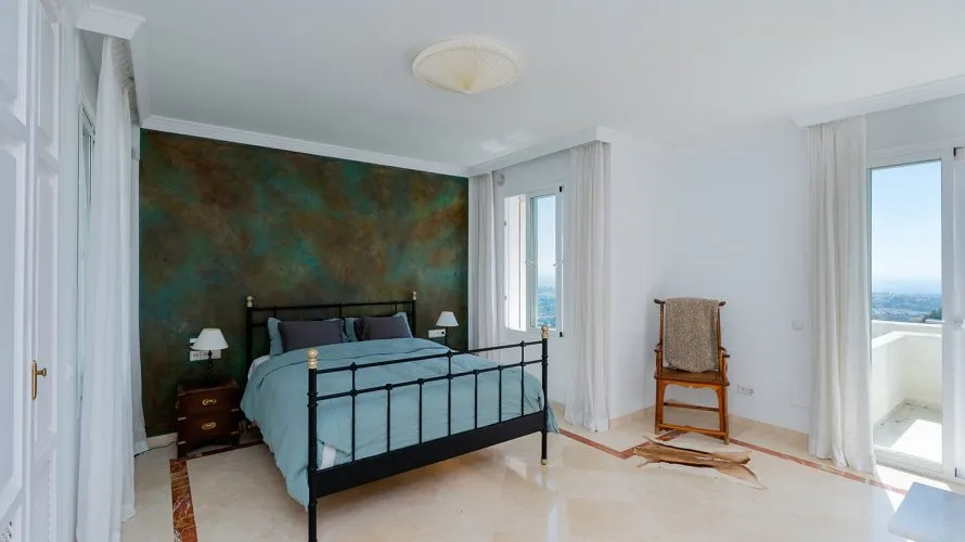 Duplex de 3 chambres à Benahavis, Spain No. 351 № 2