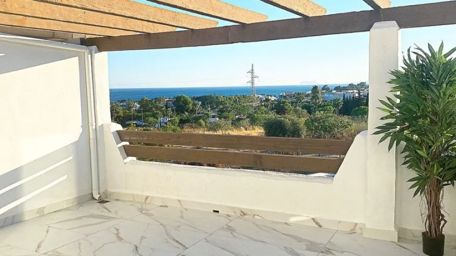 Apartment de 2 chambres à Estepona, Spain No. 639 № 5