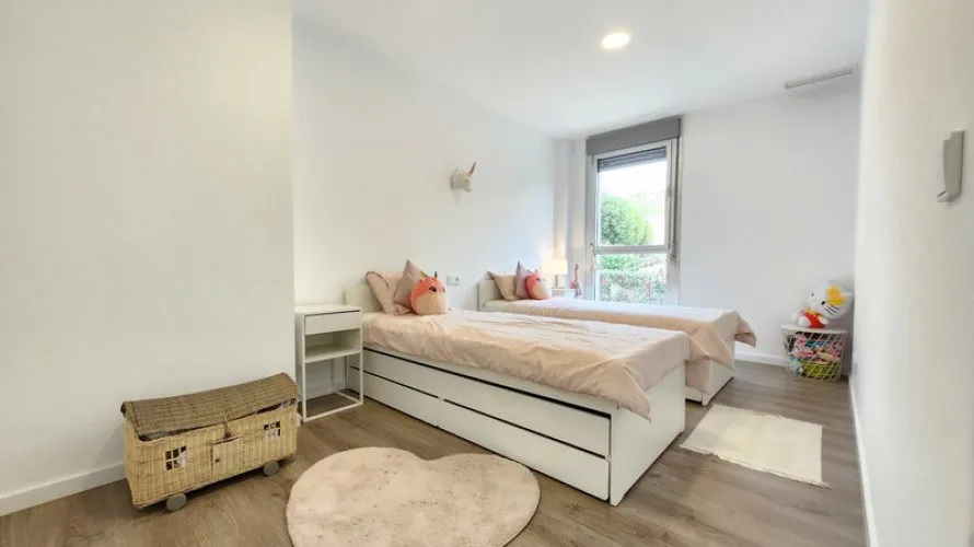 Apartment de 174m² à Estepona, Spain No. 448 № 4