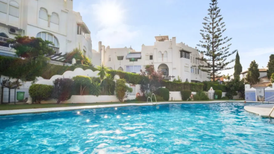 Apartment de 2 chambres à Mijas Costa, Spain No. 801