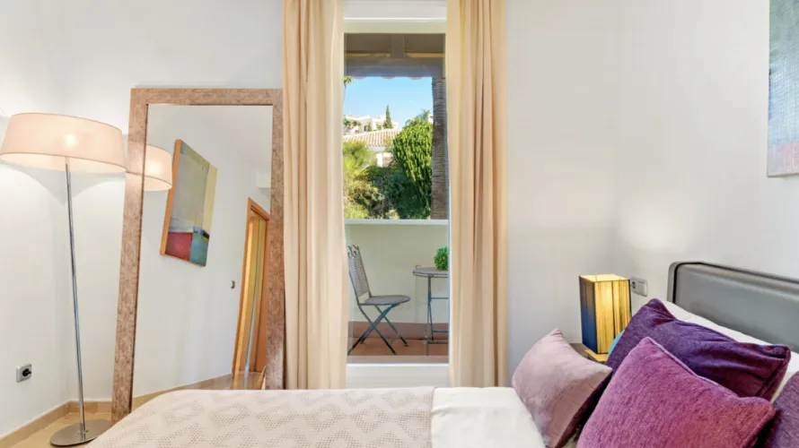 Apartment de 3 chambres à Benahavis, Spain No. 671 № 4