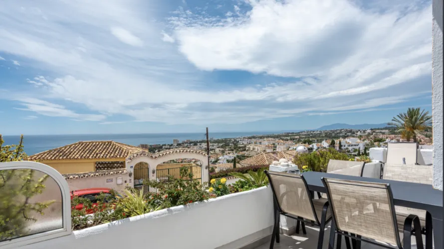 Apartment de 2 chambres à Mijas Costa, Spain No. 469