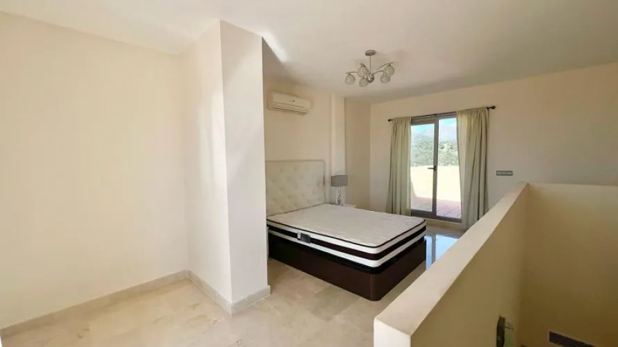 Duplex de 4 chambres à Estepona, Spain No. 640 № 18