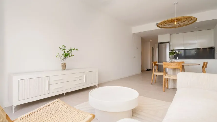 Apartment de 2 chambres à Estepona, Spain No. 637 № 1