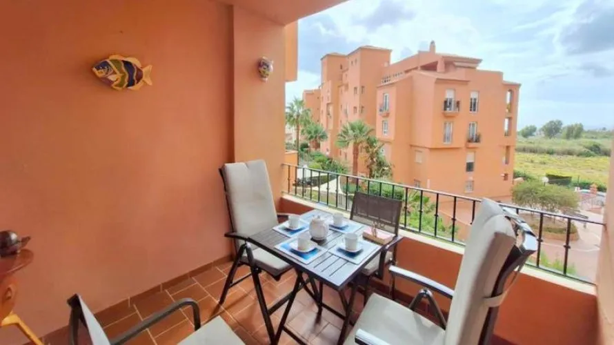 Apartment de 2 chambres à Manilva, Spain No. 502 № 11