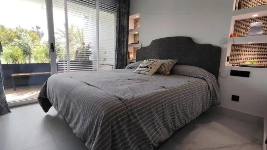 Apartment de 3 chambres à Cortes (San Pedro De Alcantara), Spain No. 719 № 7