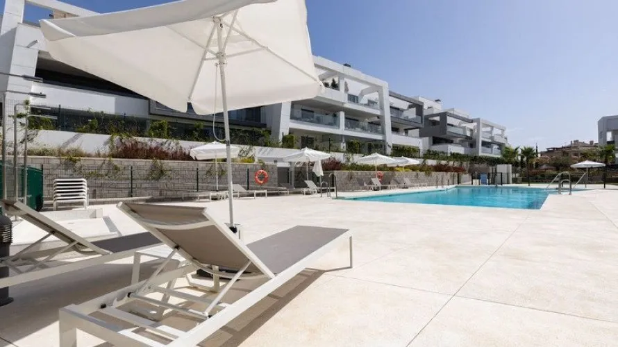 Apartment de 2 chambres à Estepona, Spain No. 647 № 19