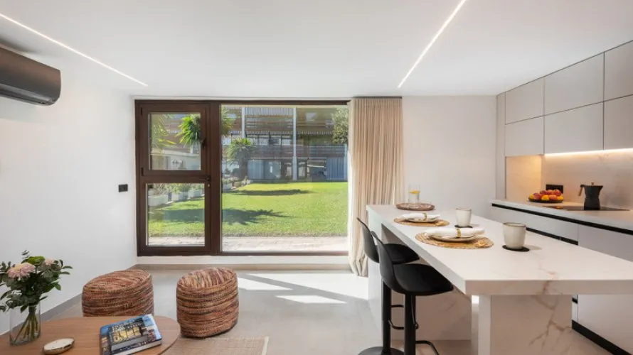 Apartment de 2 chambres à Cortes (San Pedro De Alcantara), Spain No. 336 № 11