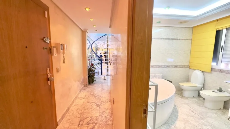 Penthouse de 2 chambres à Torrevieja, Spain No. 1582 № 15