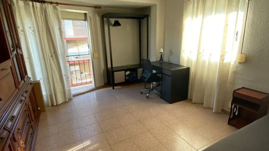 Apartment de 2 chambres à Valencia, Spain No. 1717